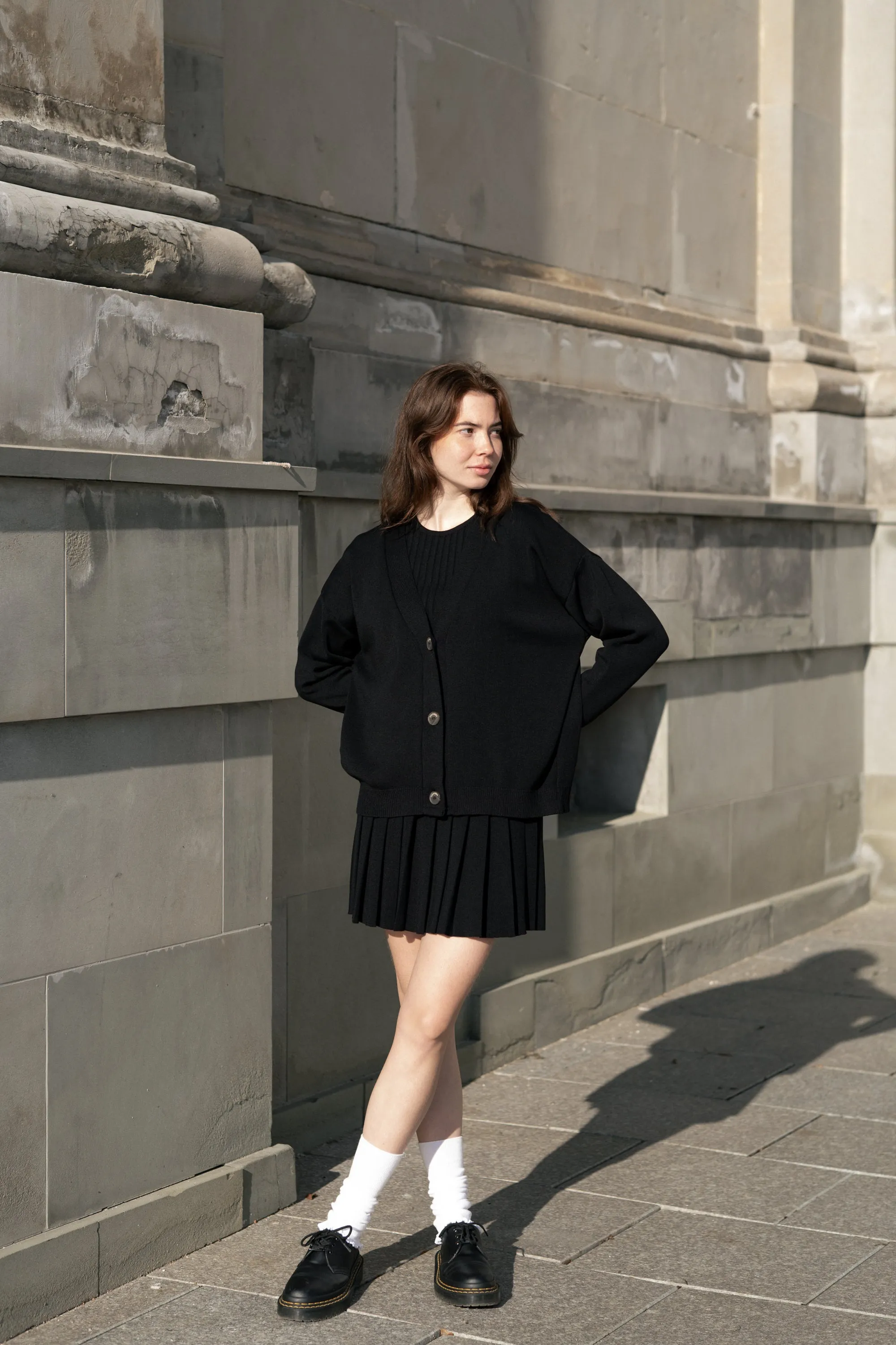 Bene 100% Merino Cardigan Black