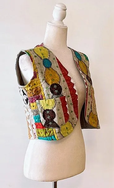 Cutwork Short Kantha Vest (Multicolor)