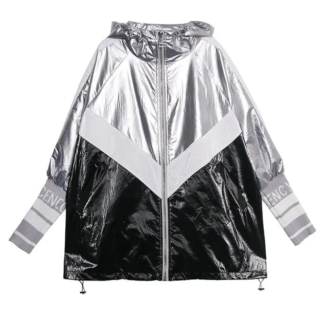 [EAM] Women Letter Printed Big Size Trench New Hooded Long Sleeve Loose Fit Windbreaker Fashion Tide Spring Autumn 2020 1Z612