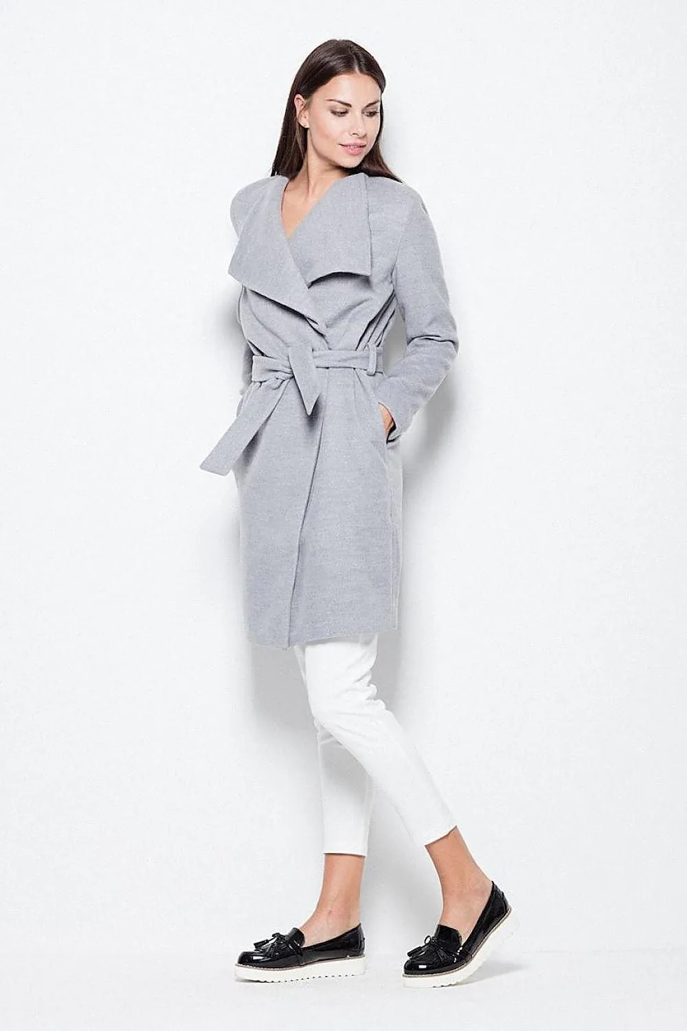 Elegant Belted Overcoat Venaton - Embrace Timeless Luxury